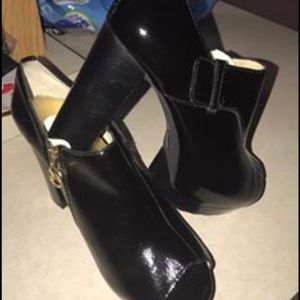 Michael kors heels